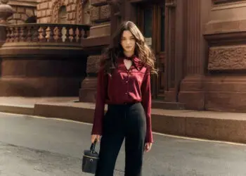 Adiós Coquette: La Moda Demure se Consolida como la Tendencia Más Elegante de 2024