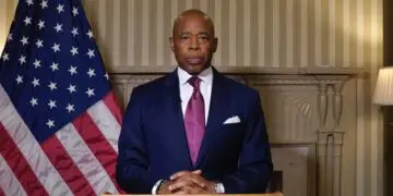 Eric Adams: La Caída del Alcalde de Nueva York Ante una Red de Corrupción