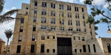 Colombia Emite Bonos Globales por $3,640 Millones para Reducir Deuda