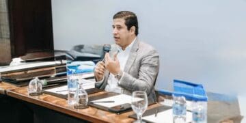 El Economista Carlos Martínez Alerta Sobre el Impacto Negativo de la Nueva Ley de Modernización Fiscal en la Clase Media.