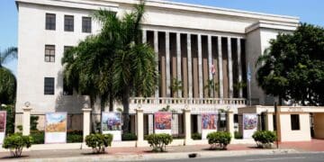 Minerd Declara Desierta Licitación de Transporte Escolar