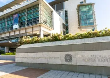 Fachada del edificio de la PGR - DIARIO FINANCIERO