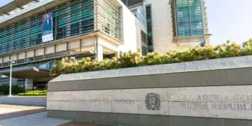 Fachada del edificio de la PGR - DIARIO FINANCIERO