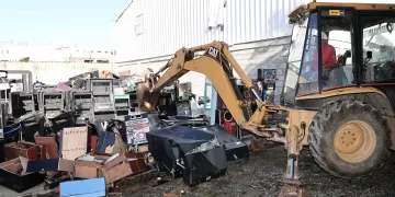 Hacienda destruye Equipos ilegales juegos de azar RD