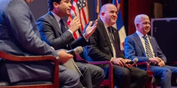 Omar Fernández en Washington - DIARIO FINANCIERO (Fuente: Externa)