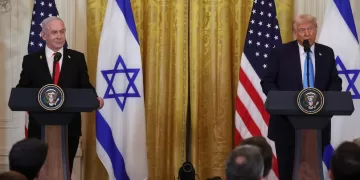 Trump propone que EE.UU. tome el control de Gaza y reasiente a palestinos