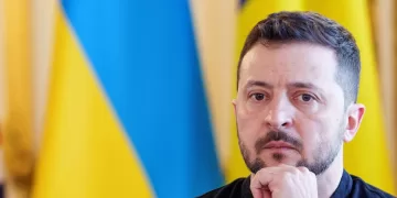 Zelensky durante a la cumbre de líderes europeos para debatir sobre la seguridad europea y Ucrania este domingo (NTB/Javad Parsa/REUTERS)