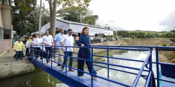 Raquel Peña entrega canal que irrigará 140,000 tareas y amplía escuela