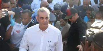 Abinader: Lo Principal Es Salvar Vidas Tras Colapso en Jet Set