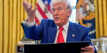 Donald Trump Podría Reducir Aranceles del 145% a Importaciones Chinas