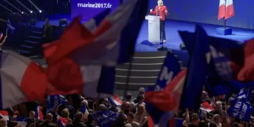Marine Le Pen durante actividad