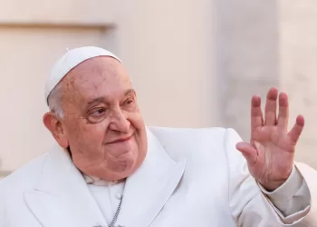 Papa Francisco Lamenta Tragedia en Discoteca Jet Set