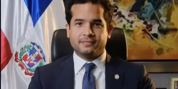 Omar Fernández Agradece Apoyo, Pero Aclara Que No Busca Candidatura Presidencial