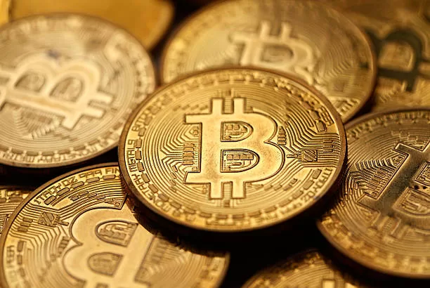 Bitcoin Supera Los 111,000 Dólares Y Sube Más De 53% En Un Año