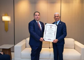 Senado Designa a Mario Lama Como Asesor Honorífico en Materia de Salud