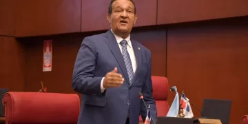 Ley De Compras Divide Al Senado: ¿Transparencia O Exceso?