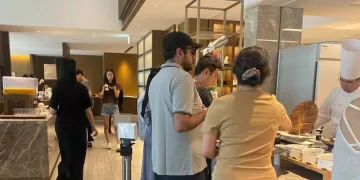 Los morenistas fueron criticados, pero también apoyados por usuarios en redes sociales. Foto: (@ClaudioOchoaH)