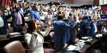 Diputados aprueban reforma del Código Penal