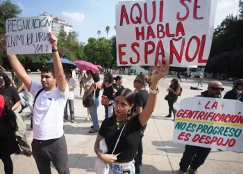 Protestas en CDMX por Alza de Alquileres y Llegada de Extranjeros