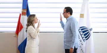 Gloria Reyes asume la dirección del órgano