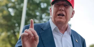 Trump Amenaza Con Arancel Del 10% a Países Que Respalden a los BRICS