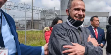 Israel Vallarta fue absuelto tras casi 20 años preso sin sentencia por los delitos de secuestro, delincuencia organizada, entre otros. (Cuartoscuro)