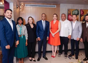 Joel Santos Expone Retos y Metas de Energía y Minería al 2028