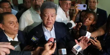 Leonel Fernández conferencia