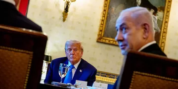 Trump Organiza Llamada Entre Netanyahu de Israel y Al Thani de Qatar