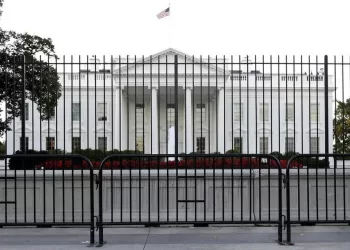 Demócratas Llevan al Cierre del Gobierno de Estados Unidos Después de 6 Años