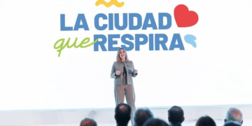 Carolina Mejía Presenta “La Ciudad Que Respira”