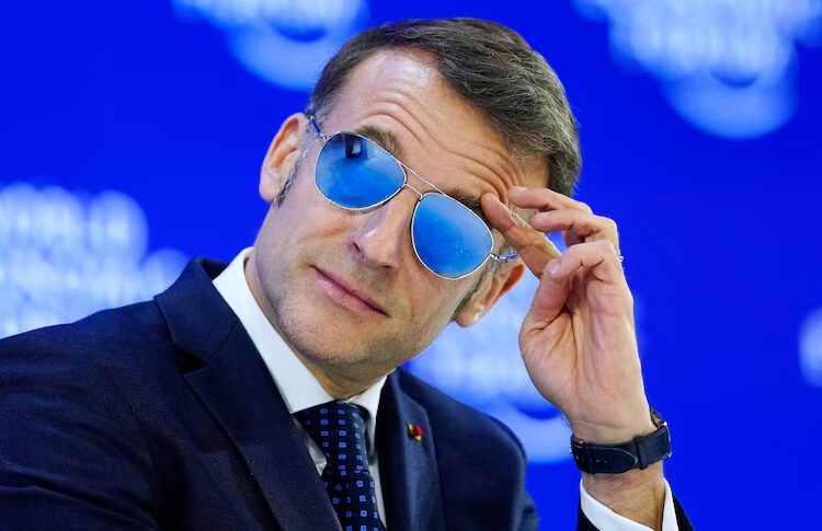Los Lentes de Sol de Macron Acapararon la Atención en Davos