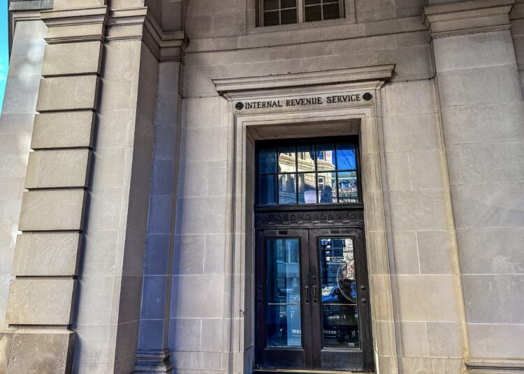 Trump Demanda Al IRS Por US$10,000 Millones Por Filtración De Sus Impuestos