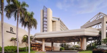 MIVHED Detecta Fallas y Acumulación de Agua en Techo del Salón La Fiesta del Hotel Jaragua