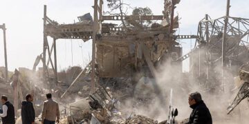 Conflicto Irán-EE.UU. Supera 1,000 Muertos y Sacude Mercados Energéticos